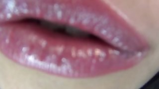 amateur babe black brunette close-up fetish hd kiss milf